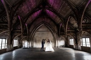 Bruidsfotograaf Utrecht, bruidspaar kerk, Ronald