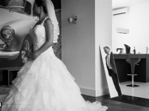 Trouwfotograaf Heerlen, bruidspaar zwart-wit - Edwin