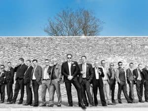 Bruidsfotograaf Sittard, bruidegom stoere mannen Kerkrade, Eric