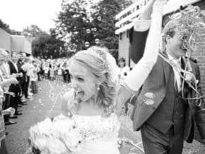 Goedkope trouwfotograaf Friesland, spontaan bruid, Lex